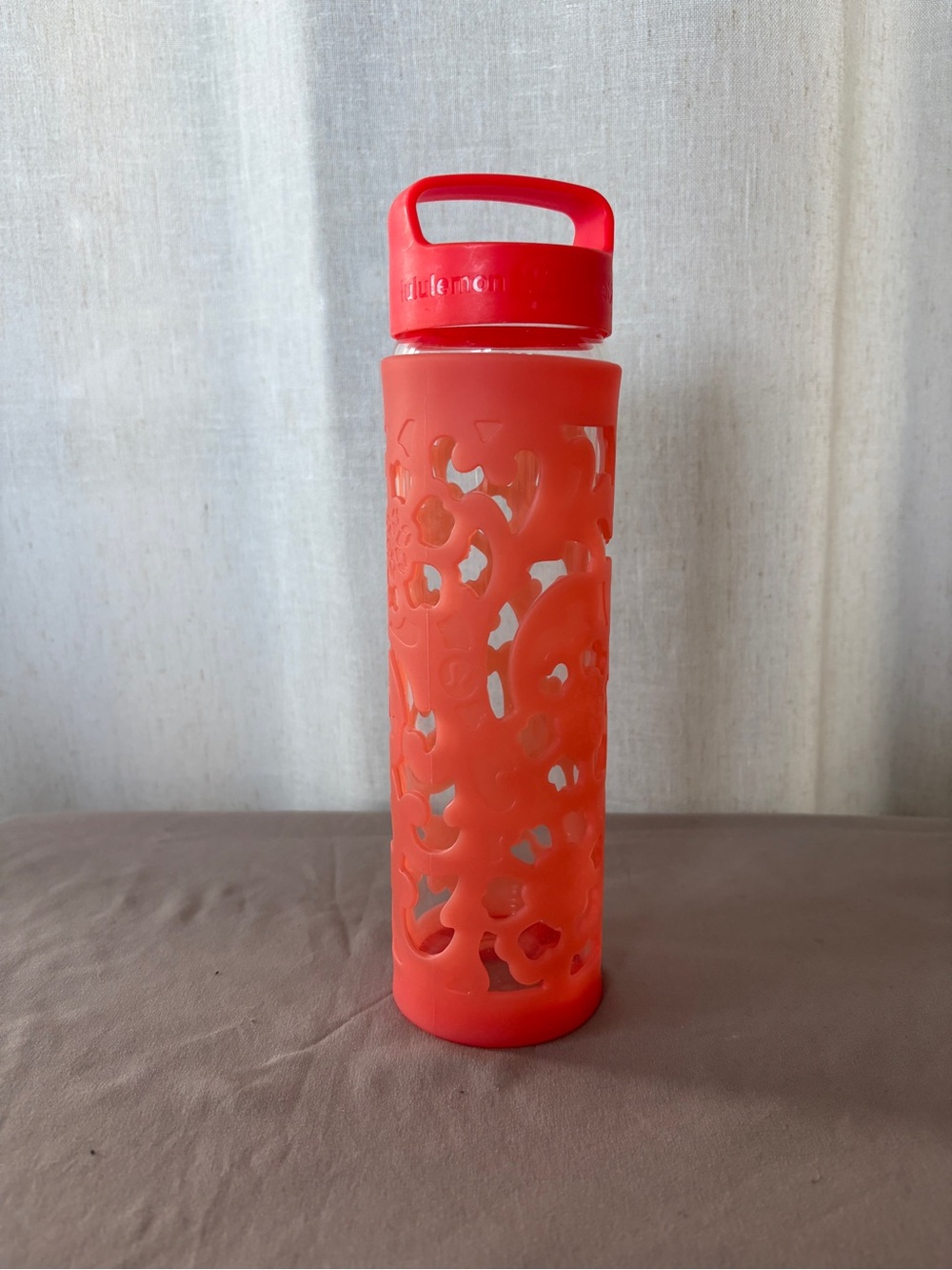 lululemon athletica Red Silicone Sleeve Glass Water Bottle
